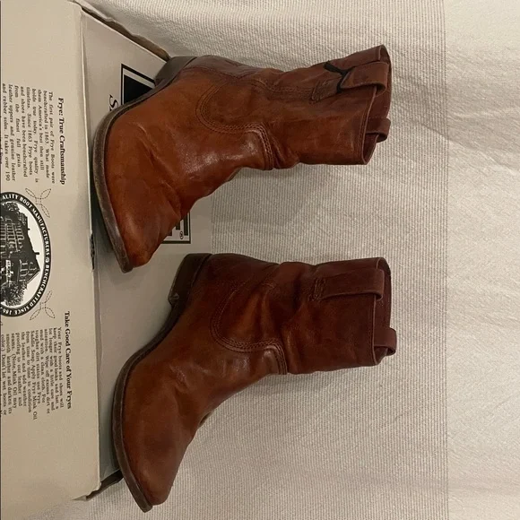 Frye Cognac Leather Anna shortie - Picture 3 of 6